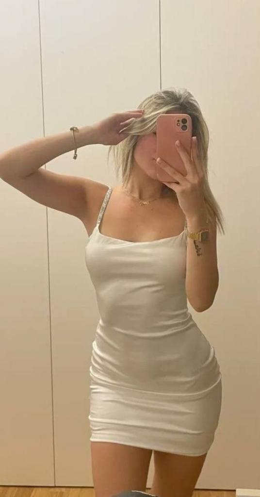 604873094: Chica busca chico en Granada