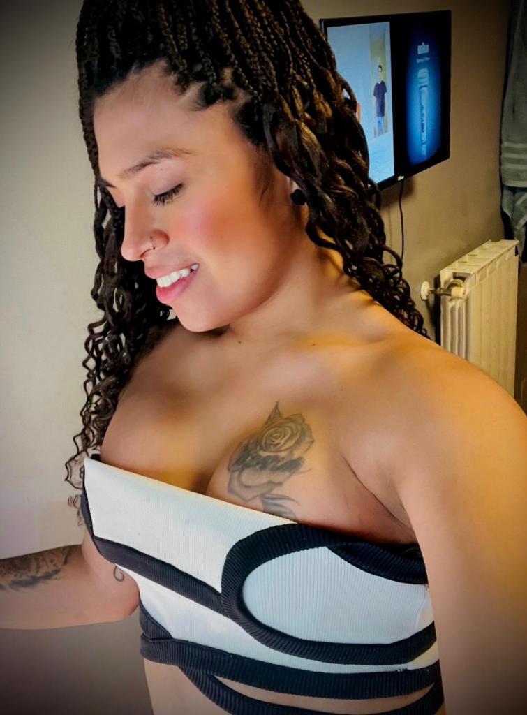 614795946: Transexual en Cantabria