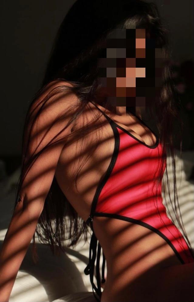 604128742: Chica busca chico en Madrid
