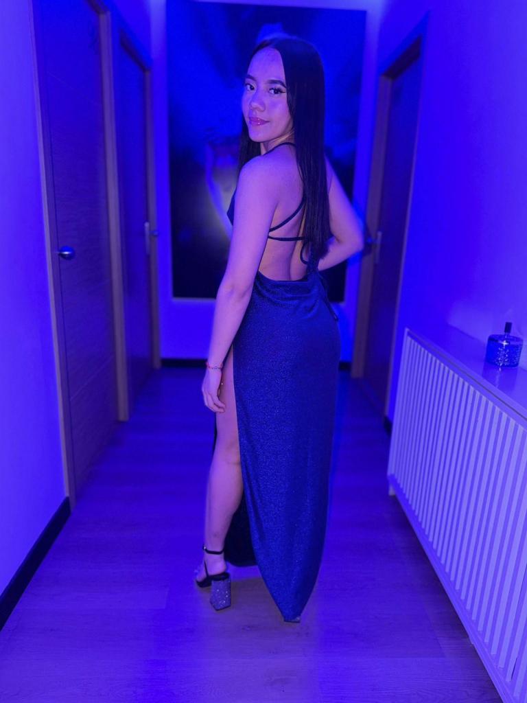 Chica busca chico en Ibiza: 