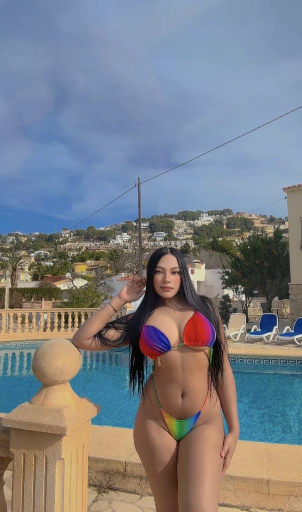 Chica busca chico en Granada: 