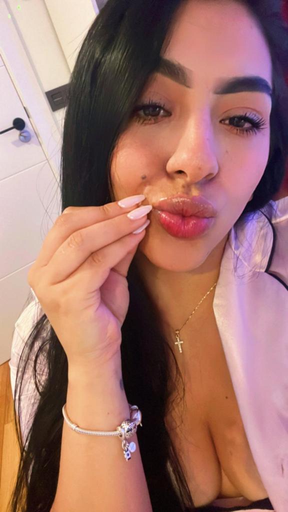 Chica busca chico en La Coruña: 