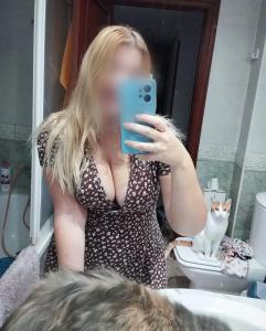 637588639: Chica busca chico en Lugo