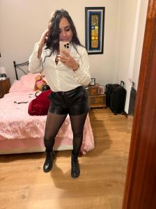 607817593: Chica busca chico en Madrid