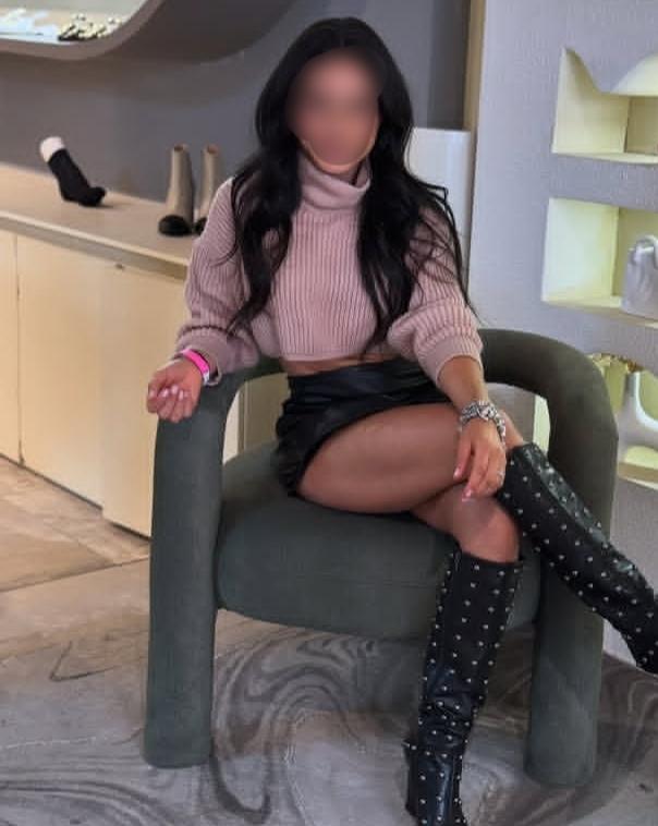 Chica busca chico en Barcelona: 