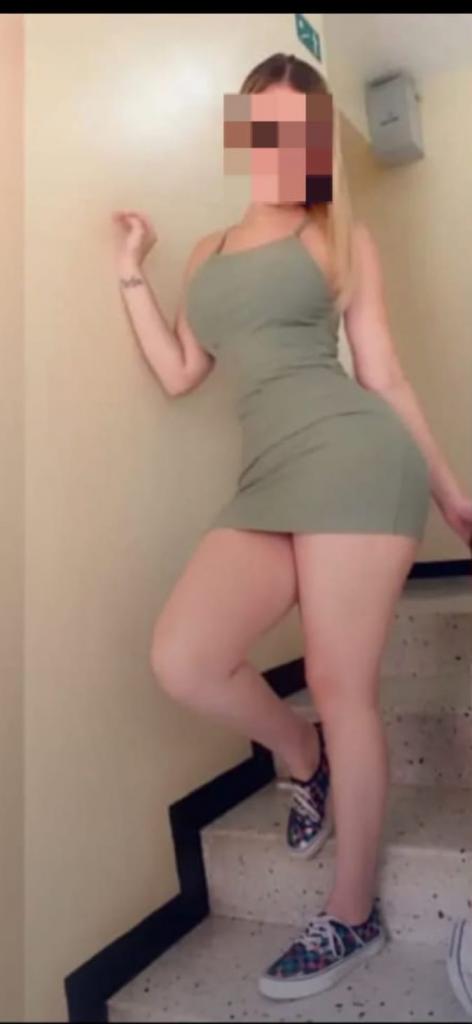 Chica busca chico en Granada: 