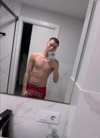 624968540: Chico busca chica en La Coruña