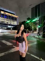 617746381: Chica busca chico en Madrid