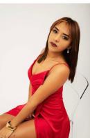 643367591: Chica busca chico en Barcelona