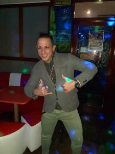 603228630: Chico busca chica en Zaragoza