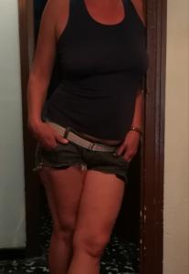 632685617: Chica busca chico en Sevilla