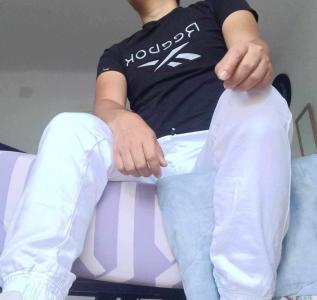 678786043: Chico busca chica en Alicante