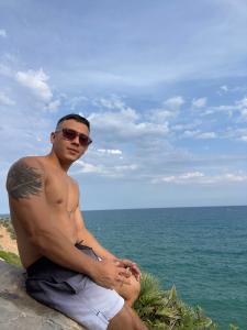 Chico busca chica en Barcelona: 