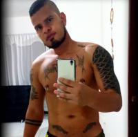 663124699: Chico busca chica en Barcelona