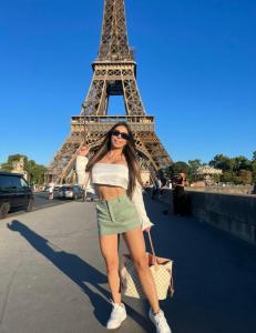 Chica busca chico en Barcelona: 