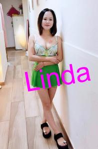 617647333: Chica busca chico en Barcelona