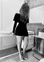 672505541: Chica busca chico en Sevilla