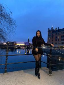 Chica busca chico en Barcelona: 