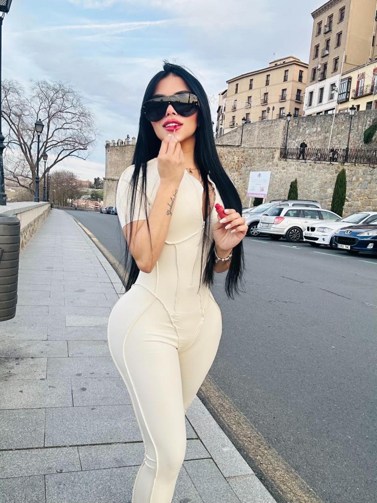 Chica busca chico en Asturias: 