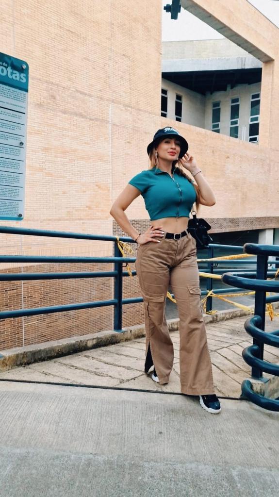 666419468: Chica busca chico en Mallorca