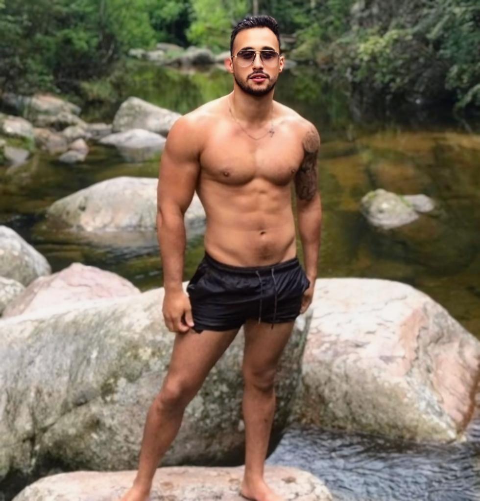 Chico busca chica en Alicante: 