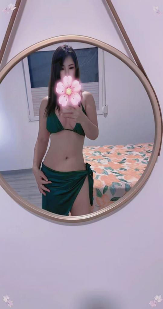 682810043: Chica busca chico en Madrid