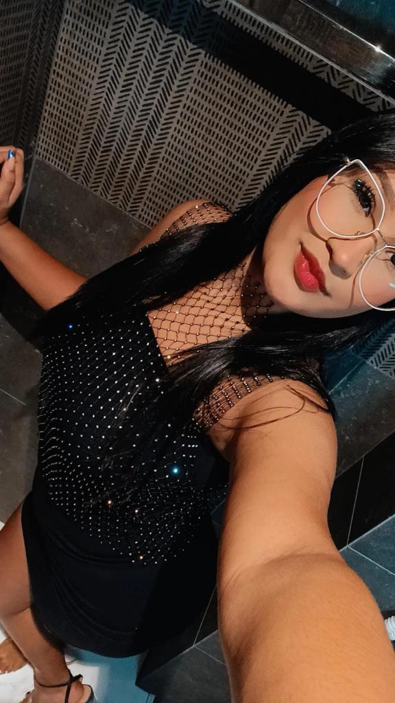 Chica busca chico en Sevilla: 