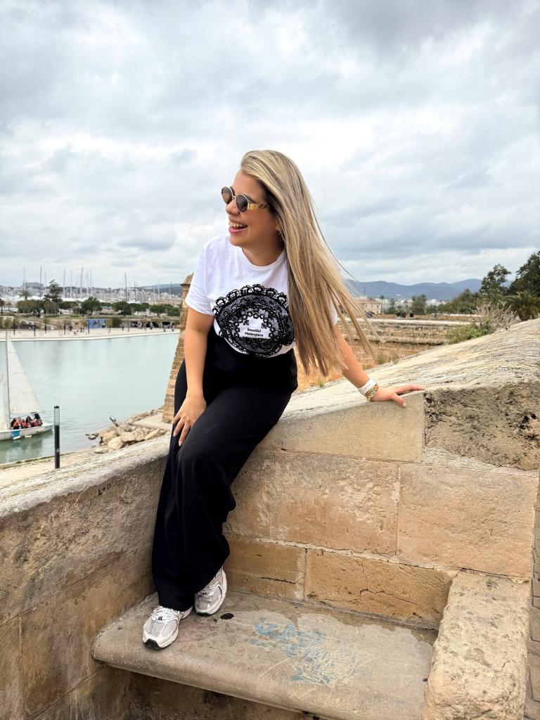 Chica busca chico en Mallorca: 