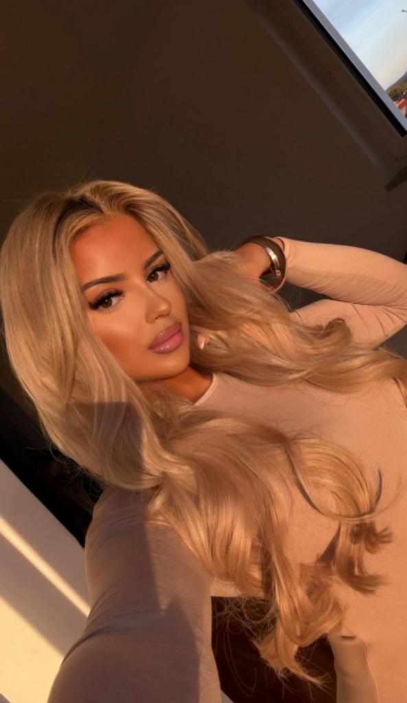 671835119: Chica busca chico en Málaga