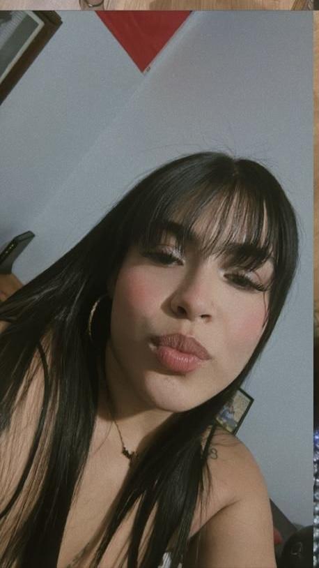 Chica busca chico en Huelva: Chica busca chico