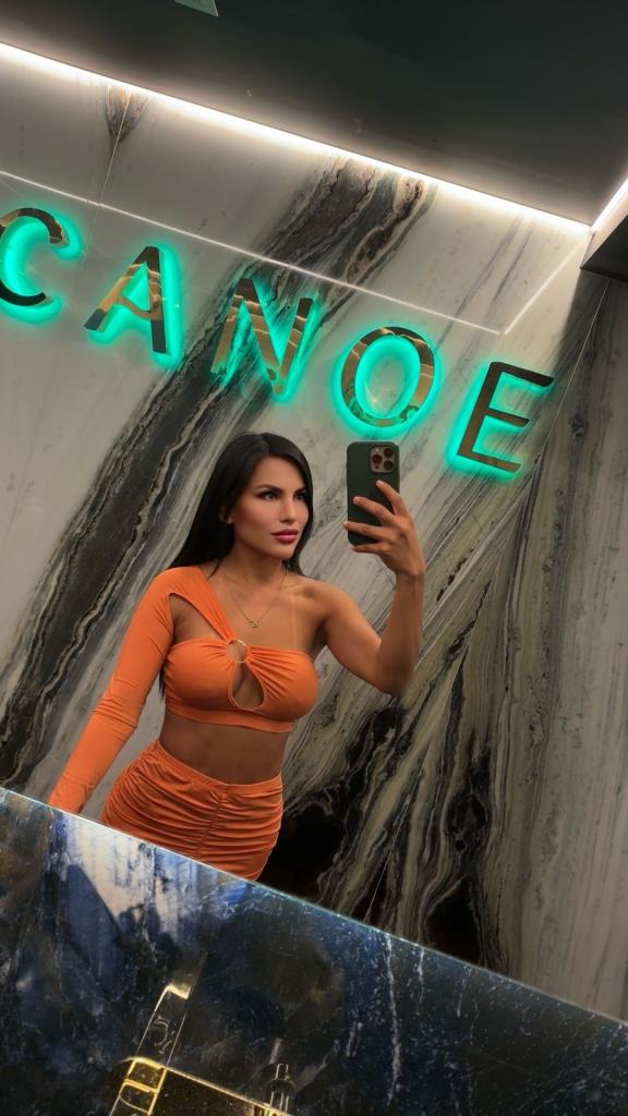 674297214: Chica busca chico en Madrid