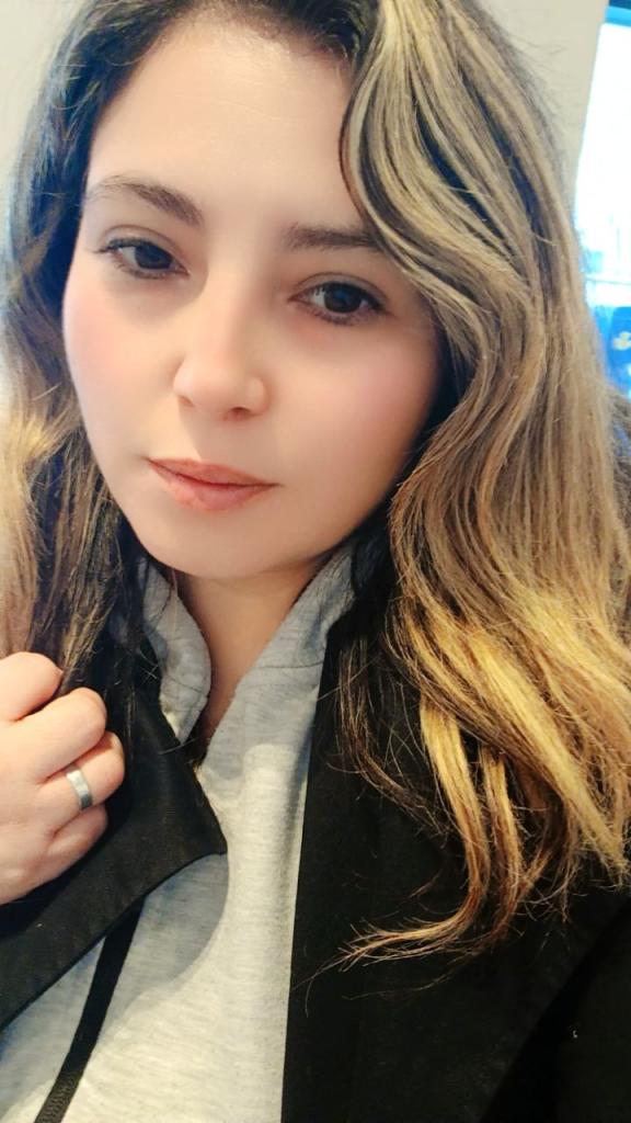 674836843: Chica busca chico en Barcelona