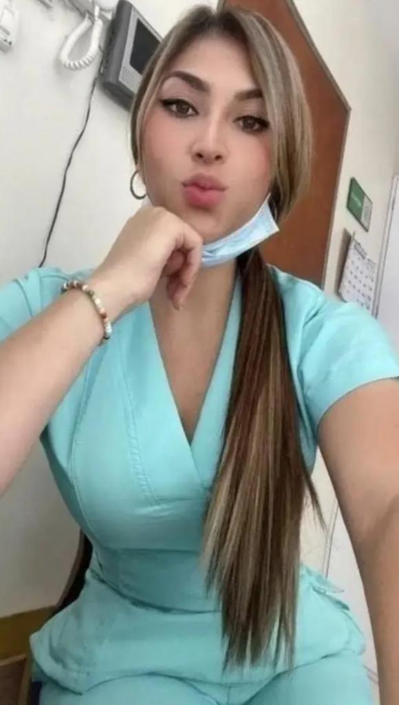 Chica busca chico en Ibiza: 