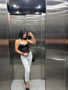 624976681: Chica busca chico en Madrid