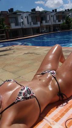 614789471: Chica busca chico en Tenerife