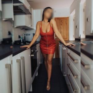 643063826: Chica busca chico en Guipúzcoa