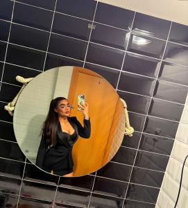 613809986: Chica busca chico en Sevilla