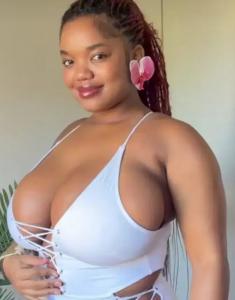 624781281: Chica busca chico en Murcia