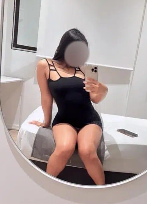 Chica busca chico en Almería: 