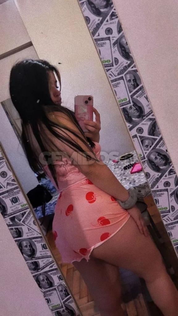 615142708: Chica busca chico en La Coruña