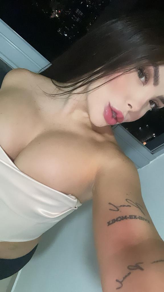 604985993: Chica busca chico en Pontevedra