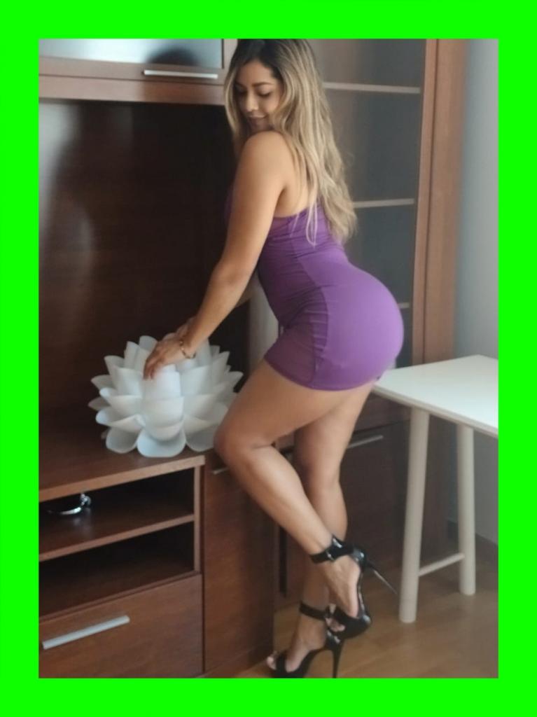 641099007: Chica busca chico en La Coruña