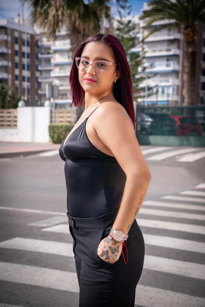 Chica busca chico en Valencia: Chica busca chico