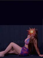 631334029: Chica busca chico en Gerona