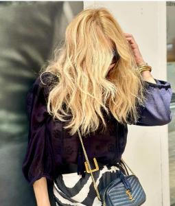 699576561: Chica busca chico en Huelva