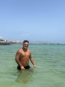 643564317: Chico busca chica en Madrid