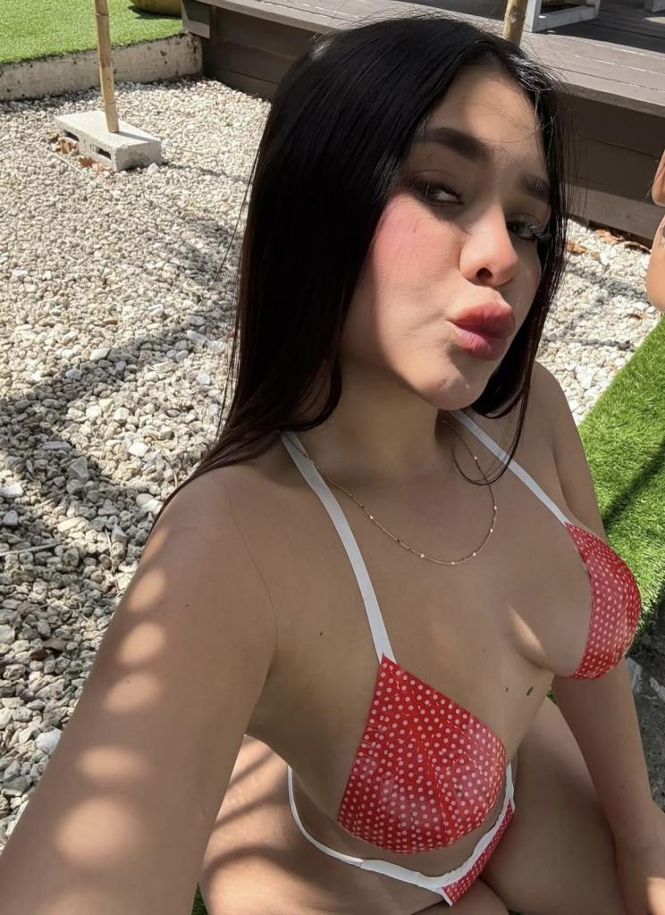 Chica busca chico en Tenerife: 