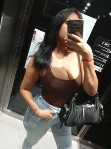 641864289: Chica busca chico en Almería