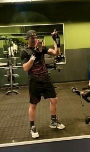 Chico busca chica en Sevilla: 