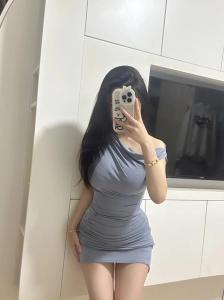 671156626: Chica busca chico en Barcelona